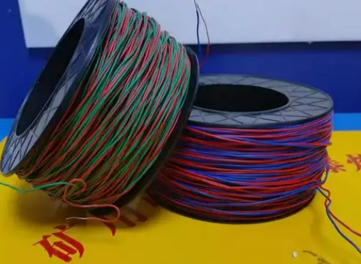 南桥镇放炮线的主要材质有哪些？不同材质的适用场景有何区别？